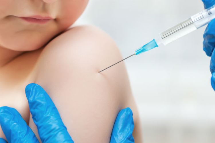  Covid: Ofician al Ministro de Salud para conocer proceso de vacunación en Antofagasta