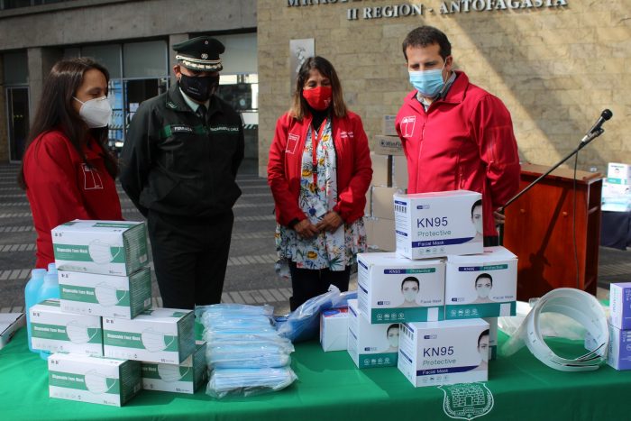  Entregan elementos de protección personal e insumos a Gendarmería de Chile y Sename Antofagasta