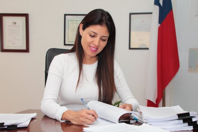  Antofagasta se queda sin alcaldesa tras la suspensión de Karen Rojo