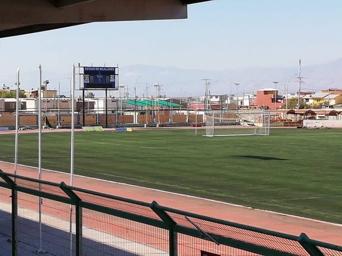  Estadio Fiscal de Mejillones contará con nueva carpeta de pasto sintético