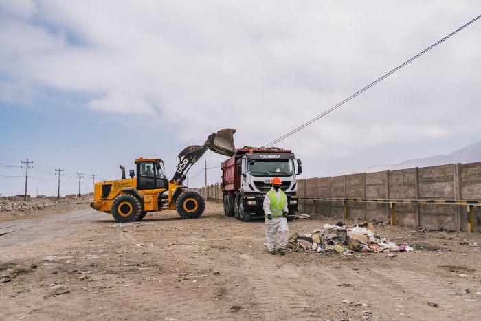  FCAB retira más de 150 toneladas de basura de la vía férrea en el norte de Antofagasta