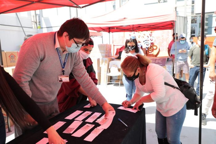  Municipio de Antofagasta entrega ayuda social a trabajadores portuarios eventuales