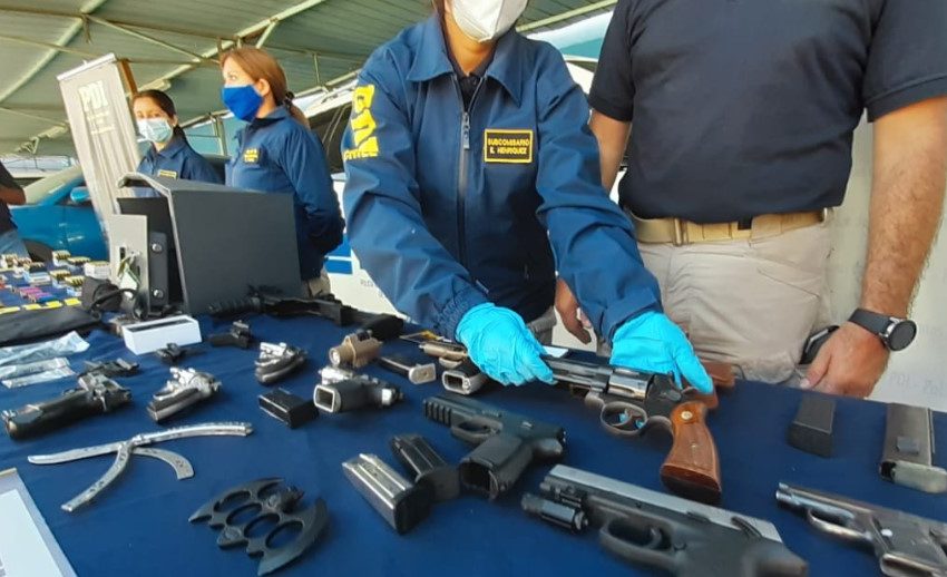  PDI incauta 11 armas y más de 750 cartuchos de munición en Calama