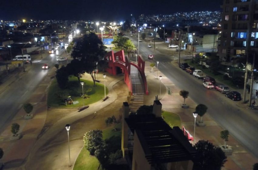  Municipalidad de Antofagasta realizó recambio de luminarias en Plaza Nicolás Tirado