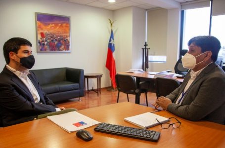 Gobernador Regional de Antofagasta abordó problemas habitacionales con ministro de Bienes Nacionales