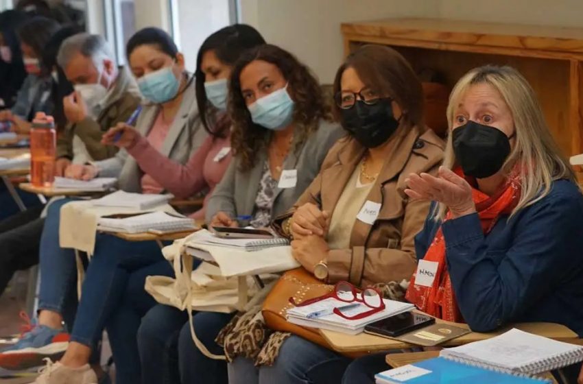  El Abra inició segunda versión de programa para capacitar a docentes en el uso de herramientas digitales en la sala de clases