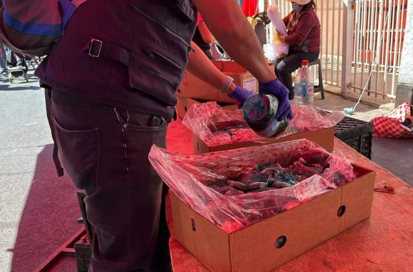  Calama: Decomisan más de 500 kilos de carne vencida en feria de las pulgas y cursan cinco sumarios sanitarios