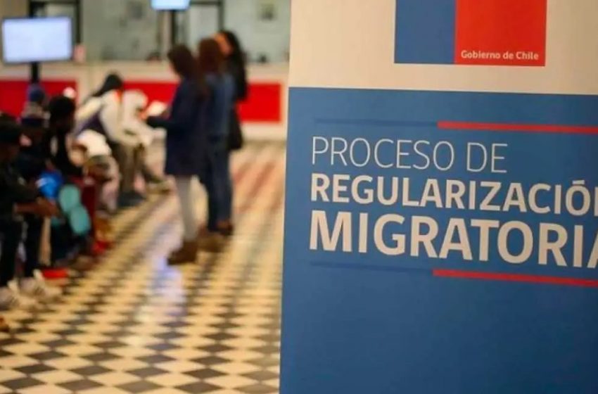 Gobierno evalúa aplicar un proceso de regularización migratoria con foco territorial