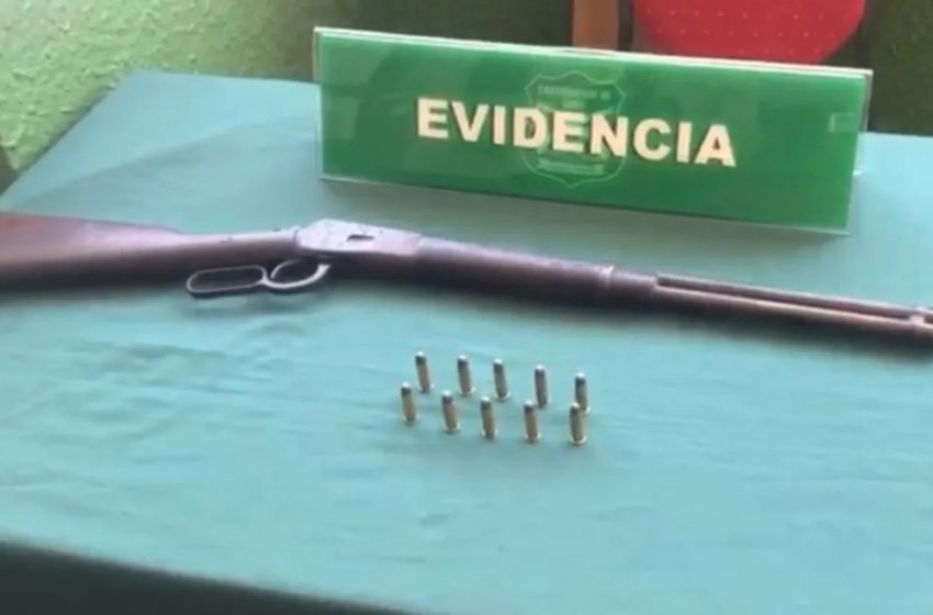  Individuo amenazó de muerte a vecina y agredió a Carabineros en Antofagasta: tenía una escopeta