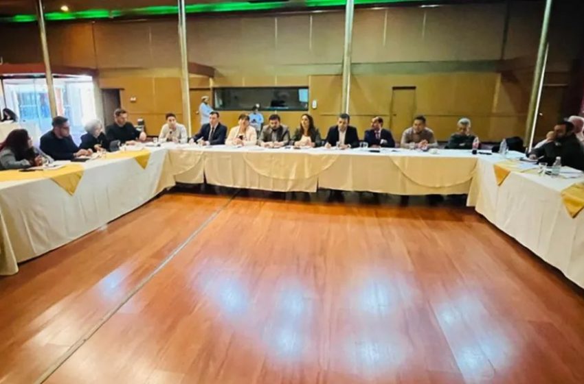  Alcaldes y concejales de la Asociación de Municipalidades del Norte de Chile desarrollaron reuniones de trabajo en Arica