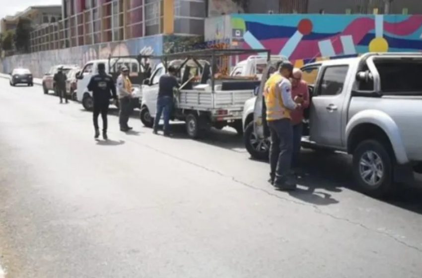  Cursan 40 infracciones a conductores en el sector de la Feria de las Pulgas de Antofagasta