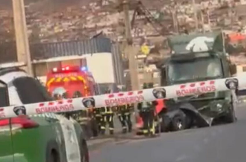  Antofagasta: Camión arrolla siete vehículos dejando tres personas fallecidas