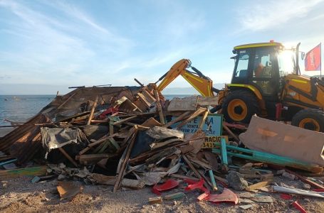Restitución del espacio público en Caleta Coloso: Acción de desalojo anticipa proyecto en el borde costero del Sur de Antofagasta