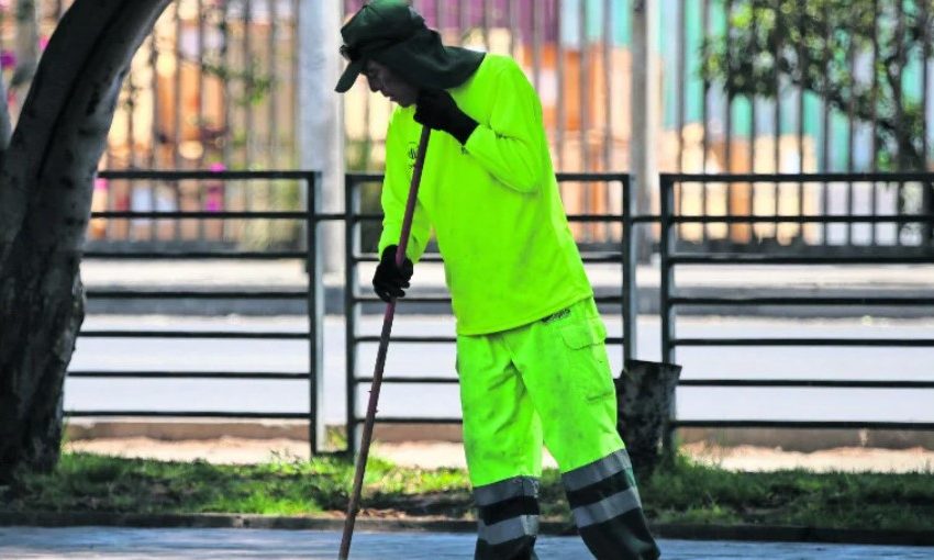  Municipalidad de Antofagasta revoca adjudicación de licitación para barrido de calles