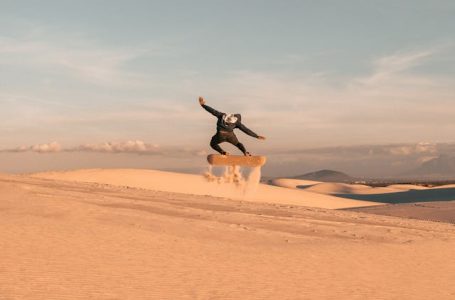 Adrenalina y talento en las dunas: clasificatorio nacional de sandboard se tomó Antofagasta