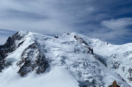 Rescatan a 15 personas atrapadas en la nieve en Antofagasta