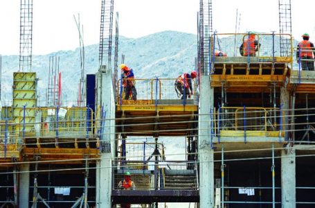 Serviu adjudica etapa clave de Altos La Chimba con oferta más cara y viviendas más pequeñas en Antofagasta