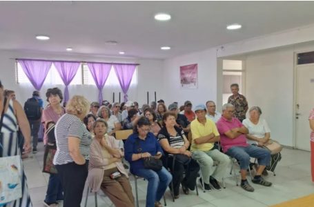 Más de 500 adultos mayores ya cuentan con tarjeta para pagar transporte público en Antofagasta