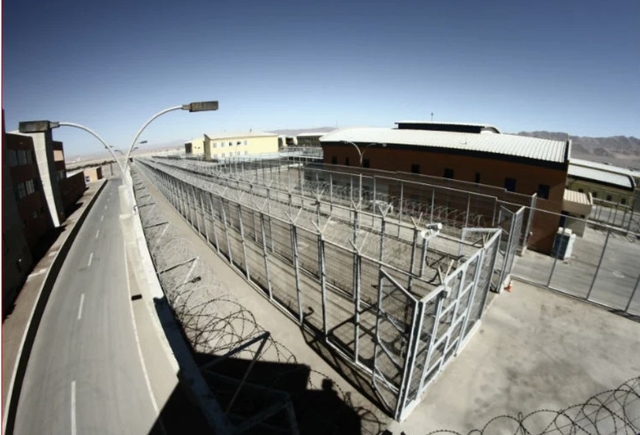  Hacinamiento en cárcel de Copiapó obliga traslado de reos a Antofagasta y Tocopilla