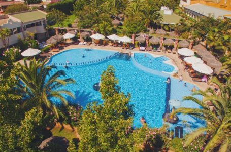 Rosa Agustina mira al norte: empresa evalúa abrir nuevo resort en Antofagasta