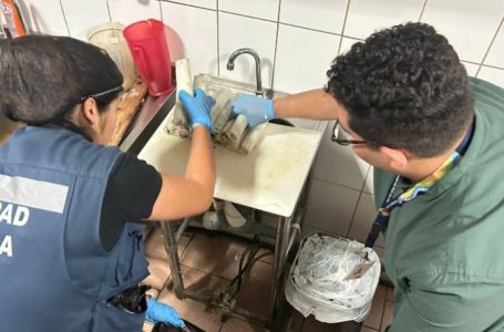 Prohíben funcionamiento de tres locales de comida en Mejillones tras fiscalización sanitaria