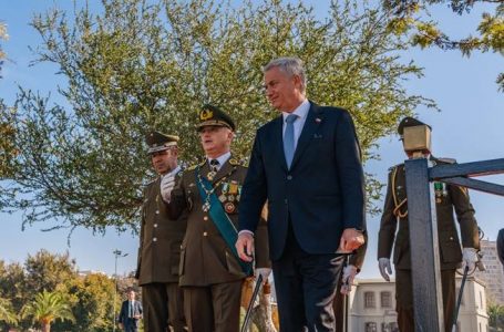 Presidente Kast encabeza aniversario 99 de Carabineros y anuncia medidas de apoyo