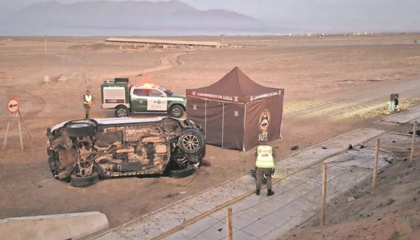  Fatal volcamiento en Antofagasta deja una mujer muerta y seis personas lesionadas
