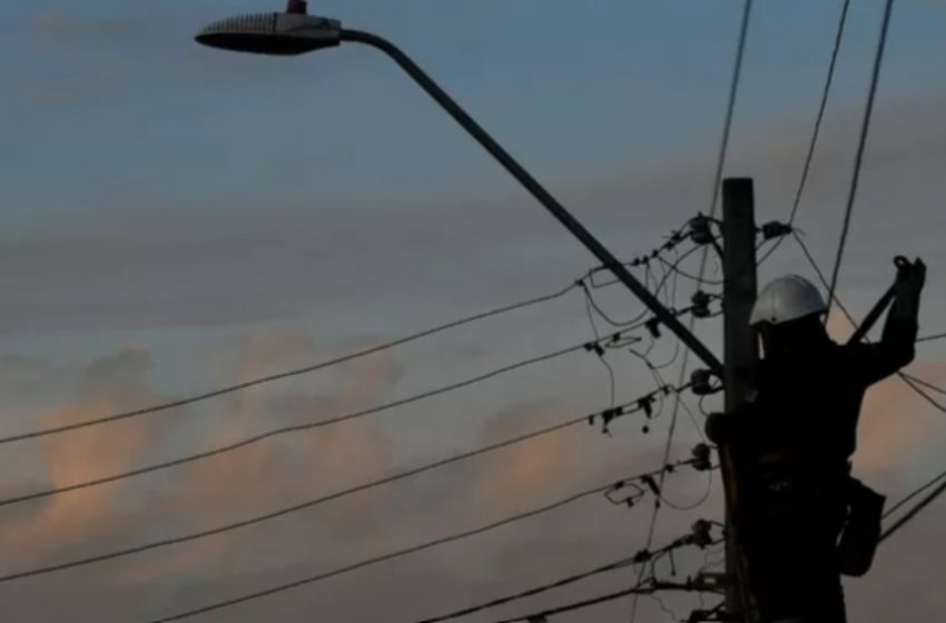  Más de 27 mil clientes quedaron sin luz tras fuerte sismo registrado en Calama