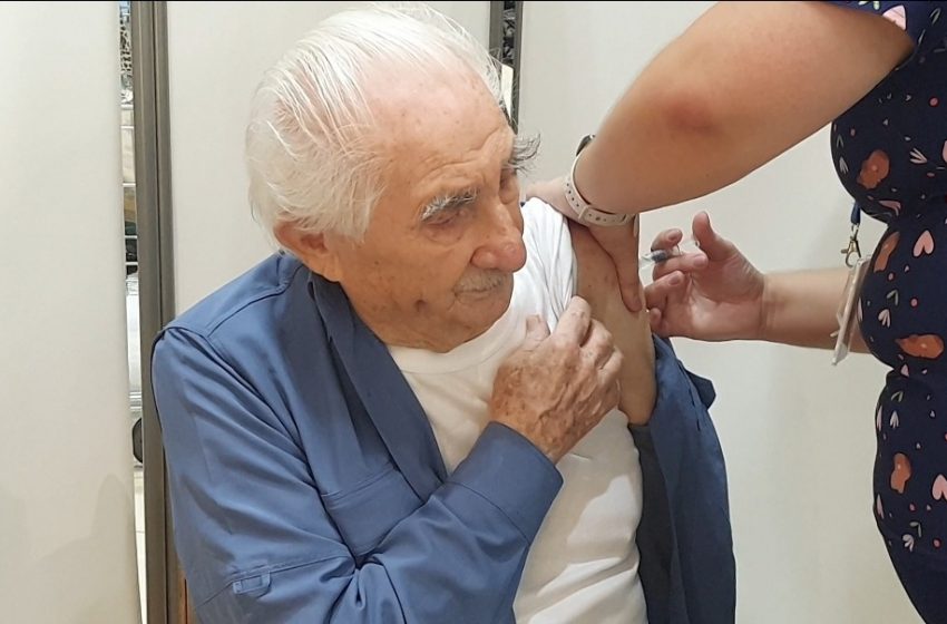  Habilitan vacunatorios en malls y supermercados de Antofagasta y Calama para reforzar campaña contra la influenza