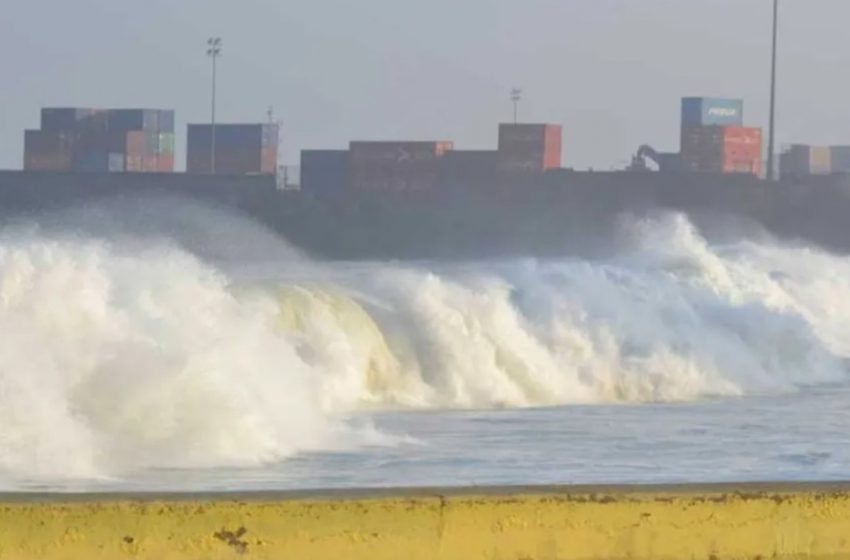  Alertan por nuevas marejadas en la costa de Antofagasta: revisa horarios de mayor intensidad