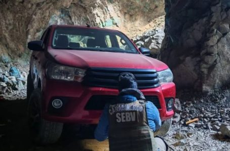 Seis formalizados tras recuperación de camionetas robadas en sectores aislados de Antofagasta