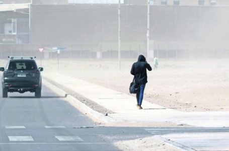 Antofagasta sigue bajo alerta por fuertes vientos, tormentas de arena y lluvias