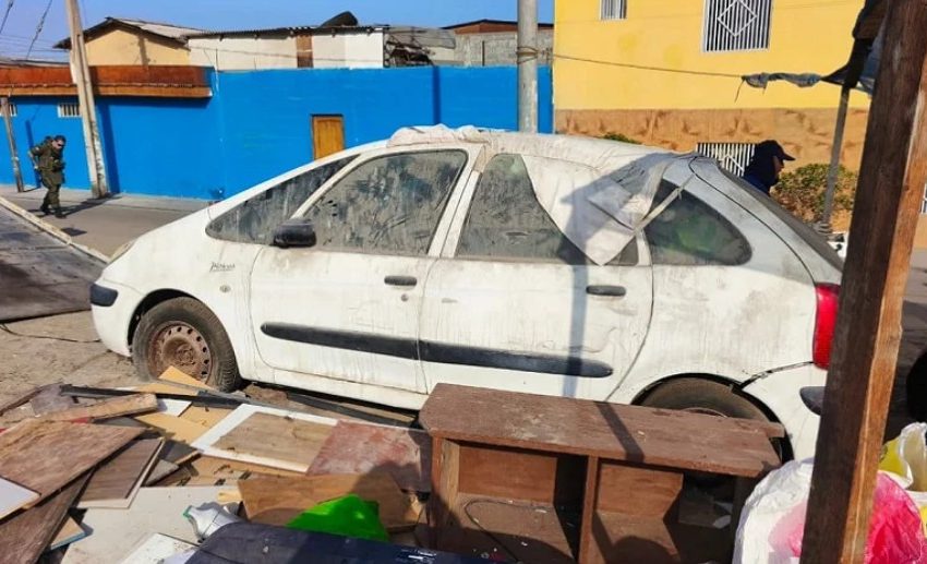  Municipio retiró vehículos abandonados y desmanteló ruco cercano a multicancha en Antofagasta