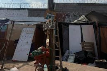 Municipalidad desmantela gran ruco junto al Cementerio General de Antofagasta y retira más de 50 toneladas de basura