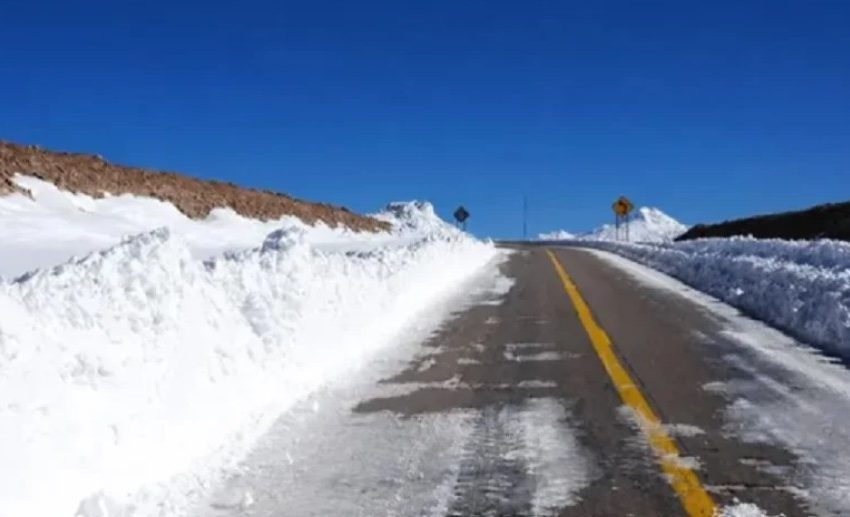  Cierran preventivamente complejos fronterizos de Antofagasta por lluvias y riesgo de remociones en masa