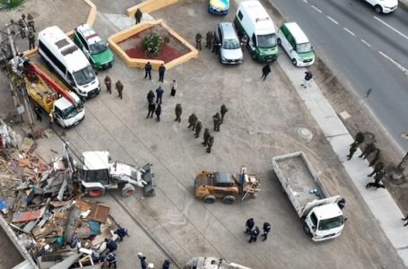 Retiran “narco-ruco” instalado por siete años en avenida Pérez Zujovic de Antofagasta