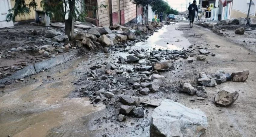 Caleta Urco lleva cinco días aislada: 150 familias piden ayuda y mujer embarazada está próxima a dar a luz