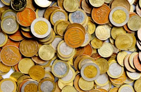 Banco Central presenta las nuevas monedas de $10 y $50
