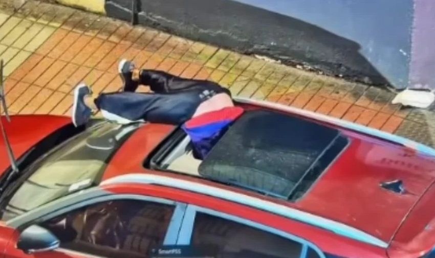  Insólito robo frustrado en Antofagasta: sujeto quedó atrapado dentro del auto al que intentó ingresar