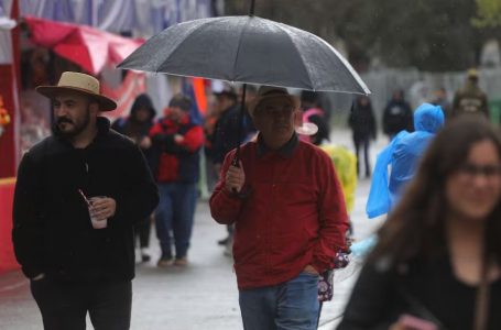 Fiestas Patrias con lluvias: sistemas frontales y ciclón extratropical afectarán a varias regiones de Chile