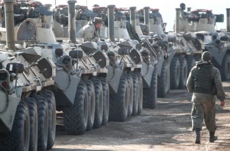 Oferta vista en TikTok llevó a chileno a Rusia y terminó en una unidad militar