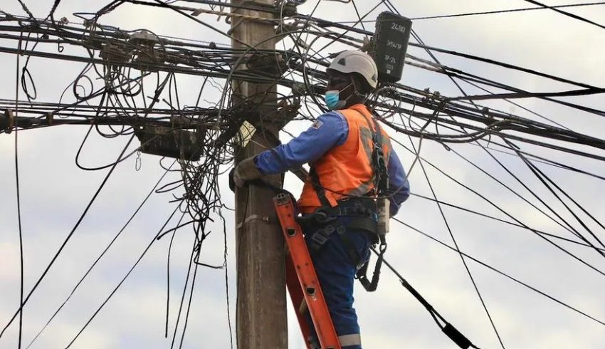  Plan de retiro de cables intervendrá más de mil puntos en la Región de Antofagasta desde 2027