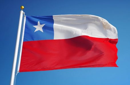 Fiestas Patrias 2026: cuándo es obligatorio instalar la bandera chilena y qué multas arriesgas