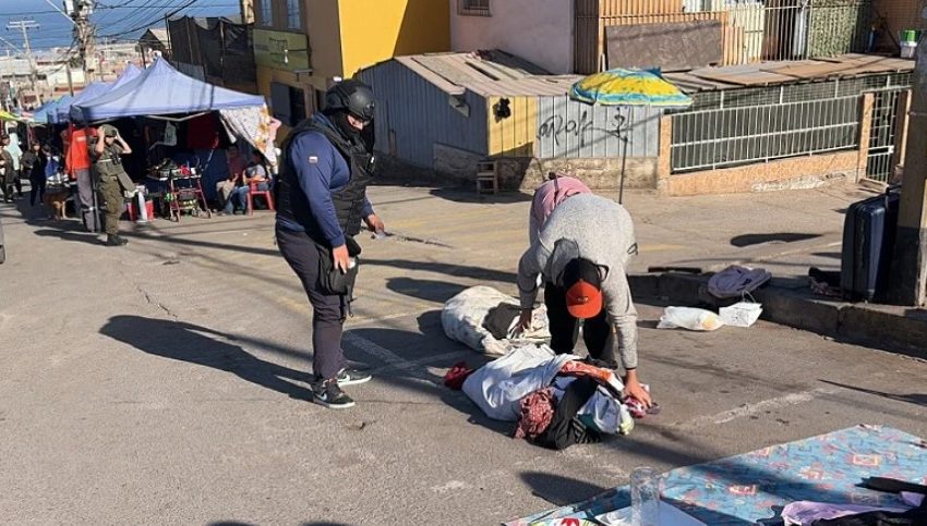  Operativo en Feria de las Pulgas termina con 85 puntos de comercio ambulante retirados
