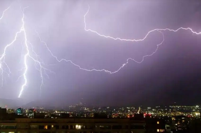  DMC mantiene avisos por tormentas eléctricas, granizos y fuertes rachas de viento en diez regiones
