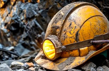 Trabajador minero muere tras caer 50 metros con bulldozer en faena de Taltal