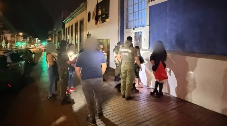  Carabineros sorprende fiesta clandestina en pleno centro de Antofagasta